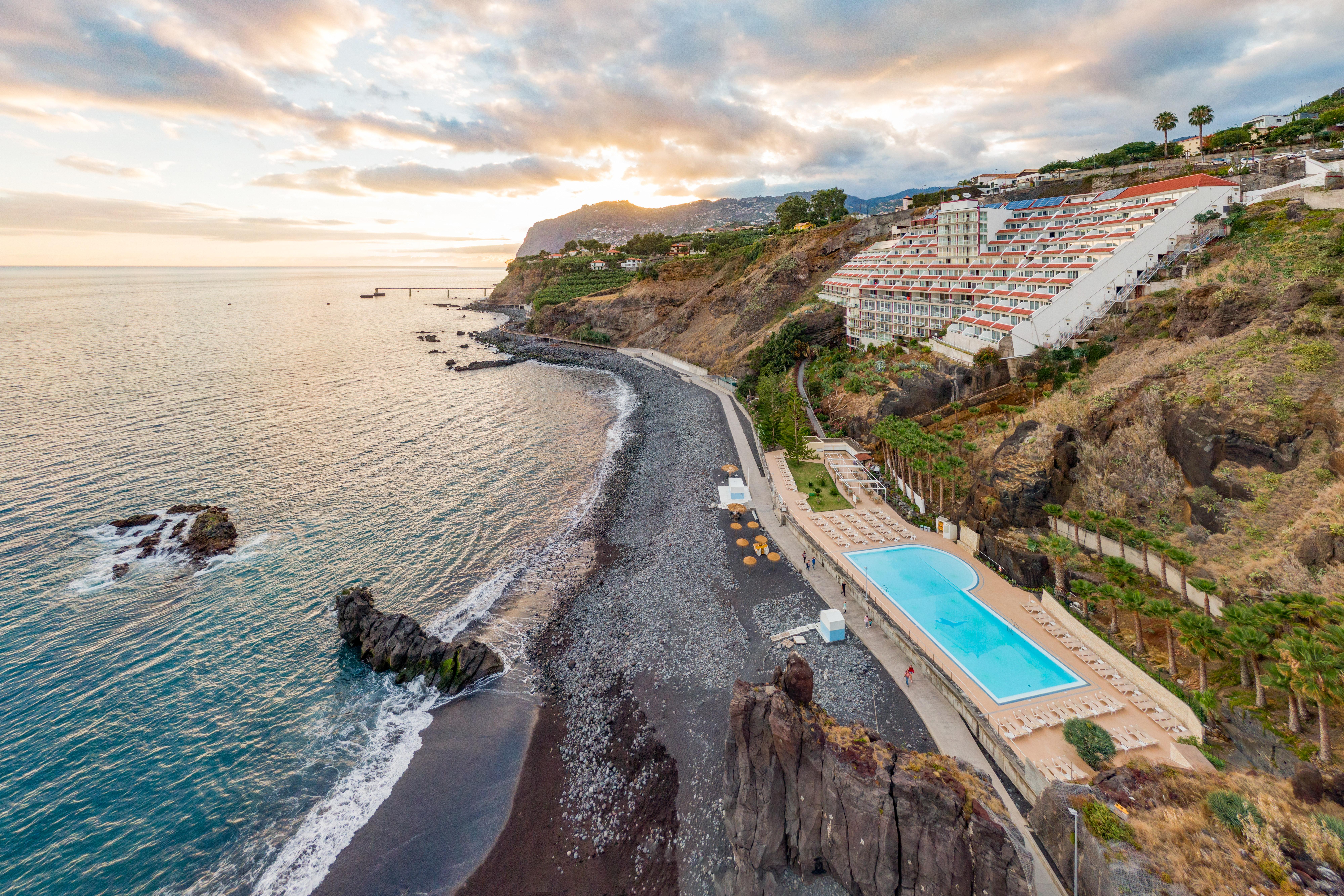 Hotel Orca Praia Funchal  Exterior photo